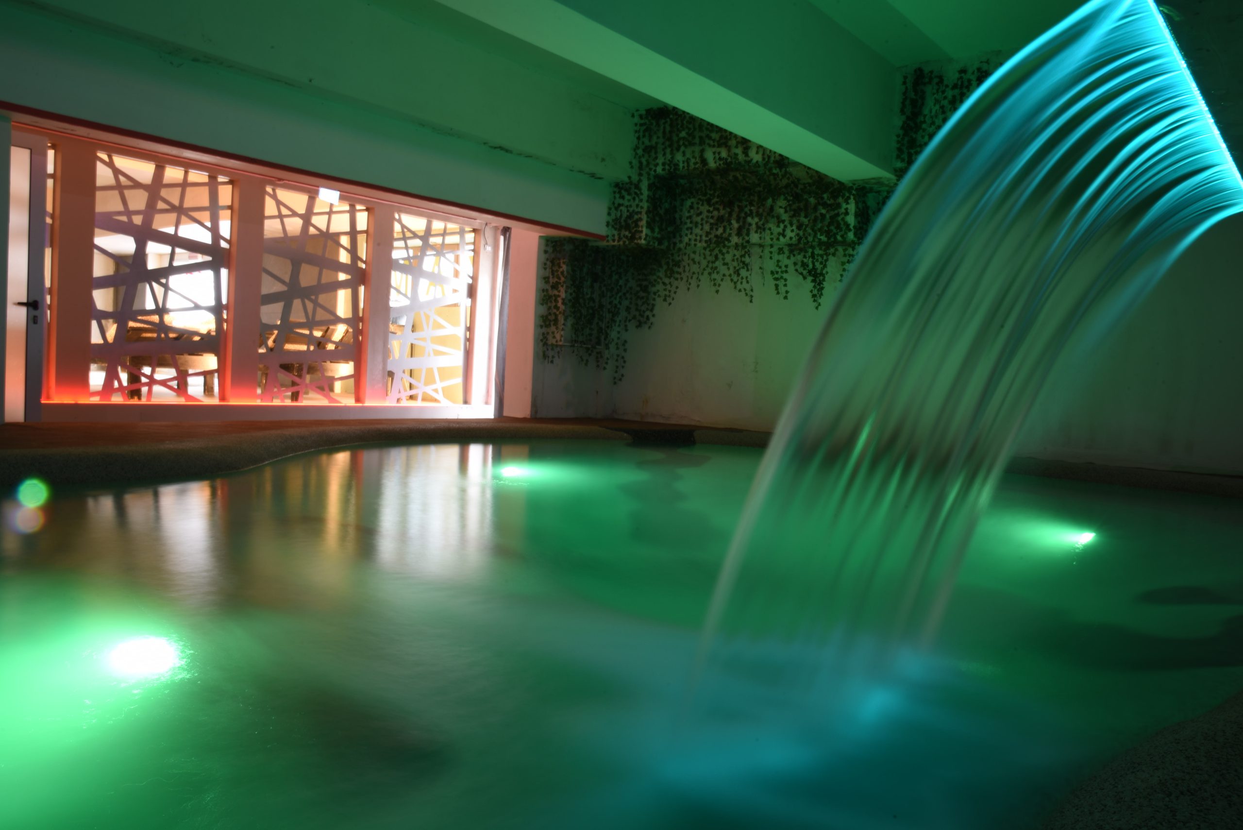 AQUAFIDIA FAMILY SPA &amp; POOL