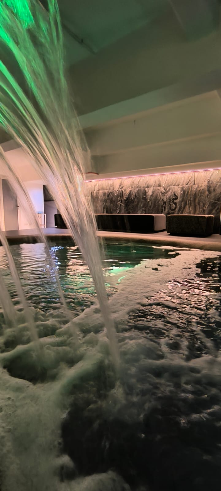 AQUAFIDIA FAMILY SPA &amp; POOL